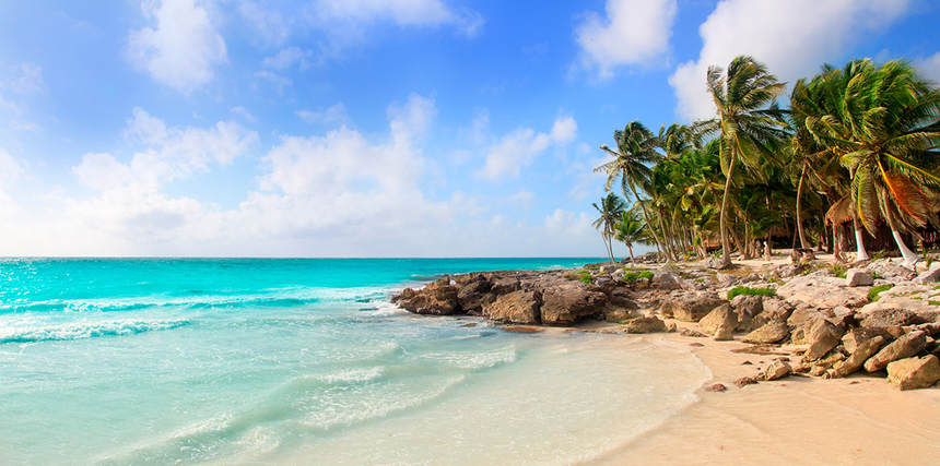 Direct return flights from UK to Cancun from just 225 £