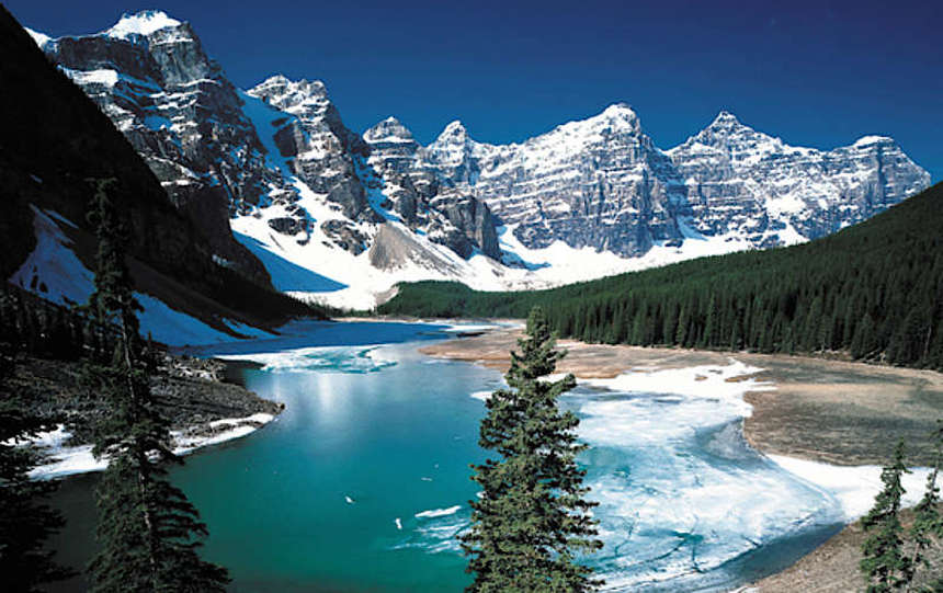 Round-trip flights from Dublin to Calgary for 327 € 