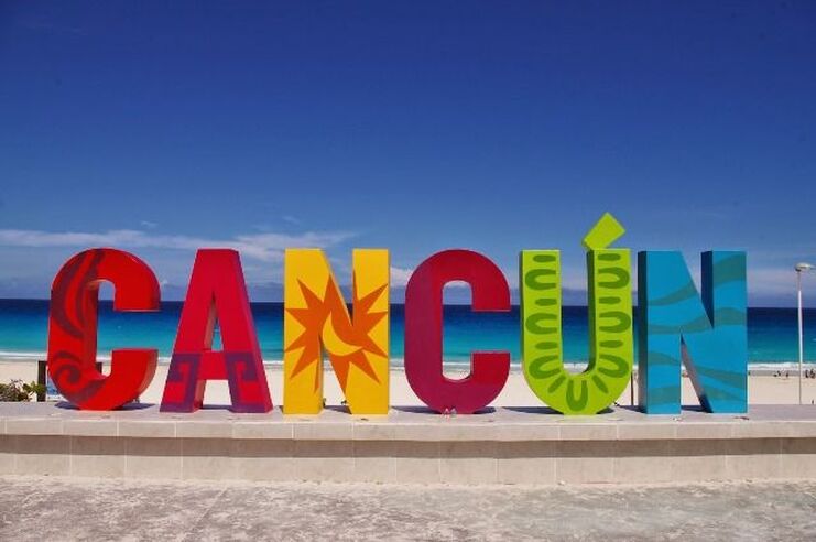 Round-trip flights from Frankfurt to Cancun, MEXICO for 352 €