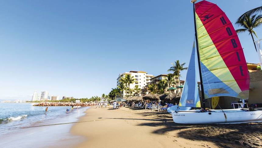 XMAS & NYE in Mexico ! Direct return flights from Manchester to Puerto Vallarta for just 279 £