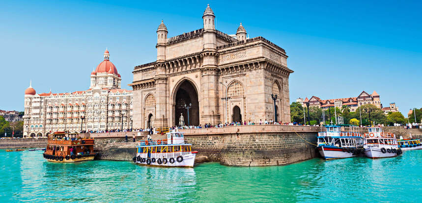Round-trip flights from Manchester to Mumbai for only 300 £ 
