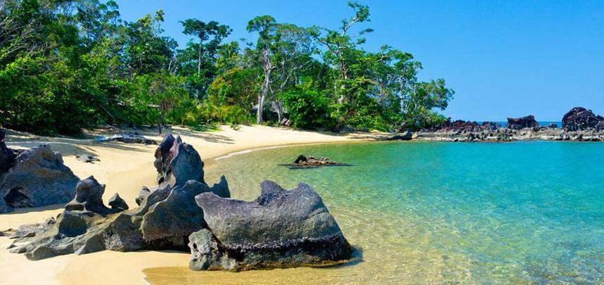 Return flights from Madrid to Nosy Ne, Madagascar from only 445 € 
