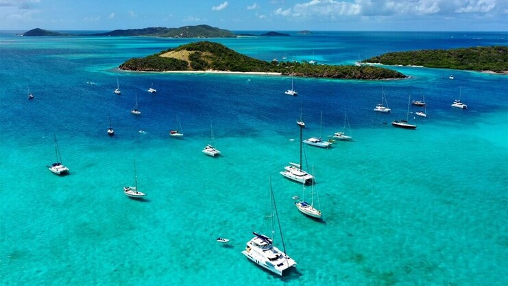 Round-trip flights from Vienna to ST. VINCENT AND THE GRENADINES for 380 €