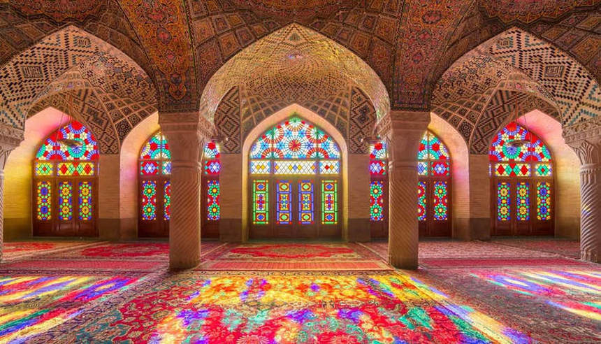 Round-trip flights from Stockholm to Teheran, Iran for just 128 € 