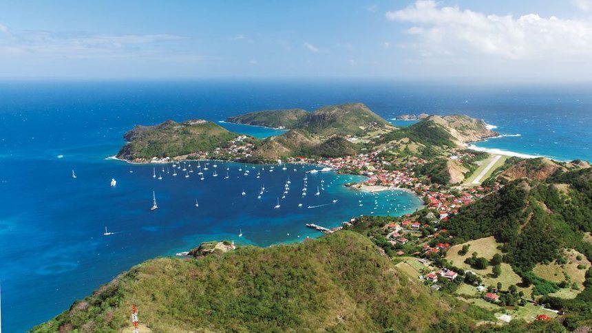 Summer direct return flights from Paris to Guadeloupe and Martinique from just 211 € !!!