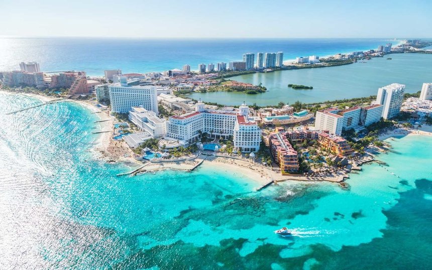 Direct round-trip flights from Dublin to Cancun, Mexico for just 329 € 