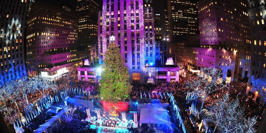 Celebrate next Christmas in New York with a direct round-trip flight from London for just 306 £ !
