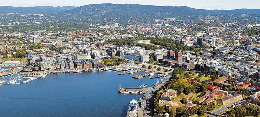 Return flights from Poznan to Oslo for just 2 € / 10 PLN